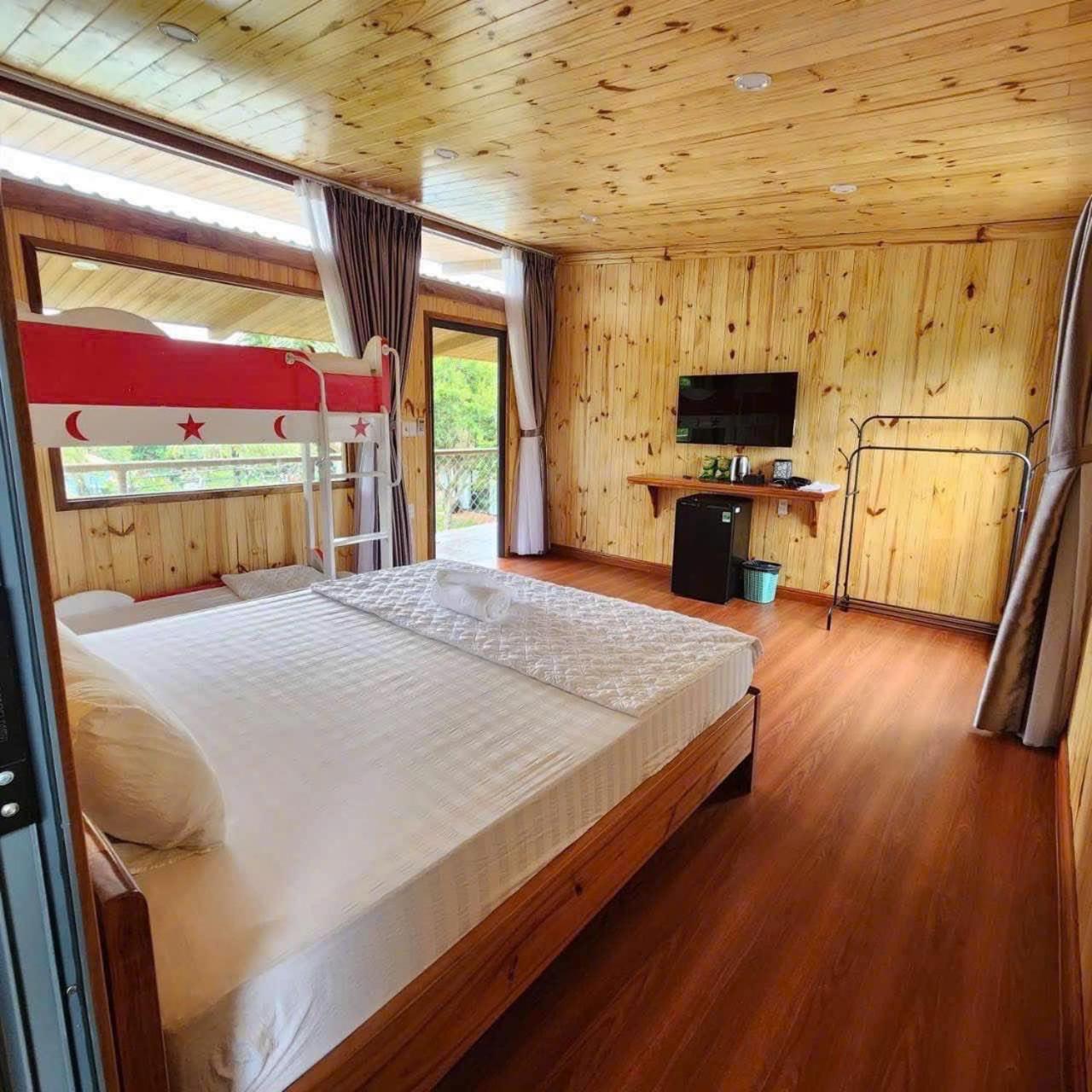 Apple House & Coffee Hotel Bà Rịa Kültér fotó